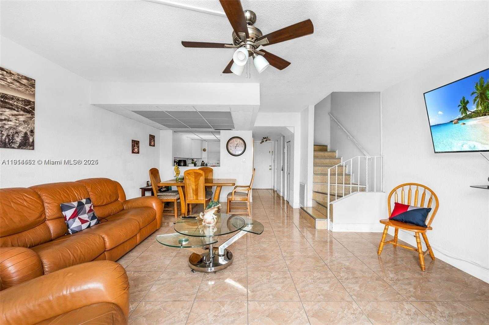 Small Image of 6600 WEST 2ND CT #24, Hialeah Number 4