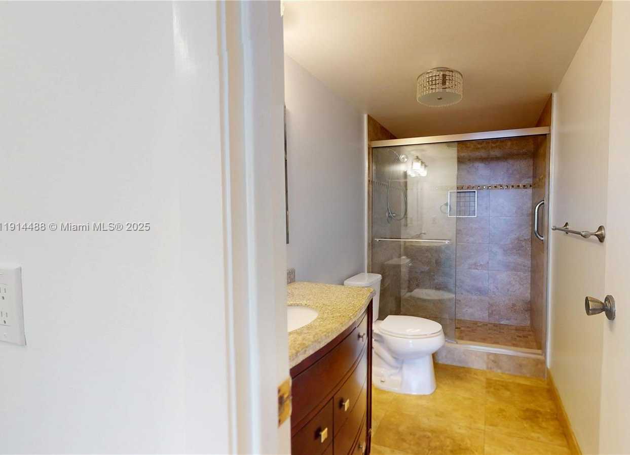 Small Image of 600 THREE ISLANDS BLVD #402, Hallandale Beach Number 11