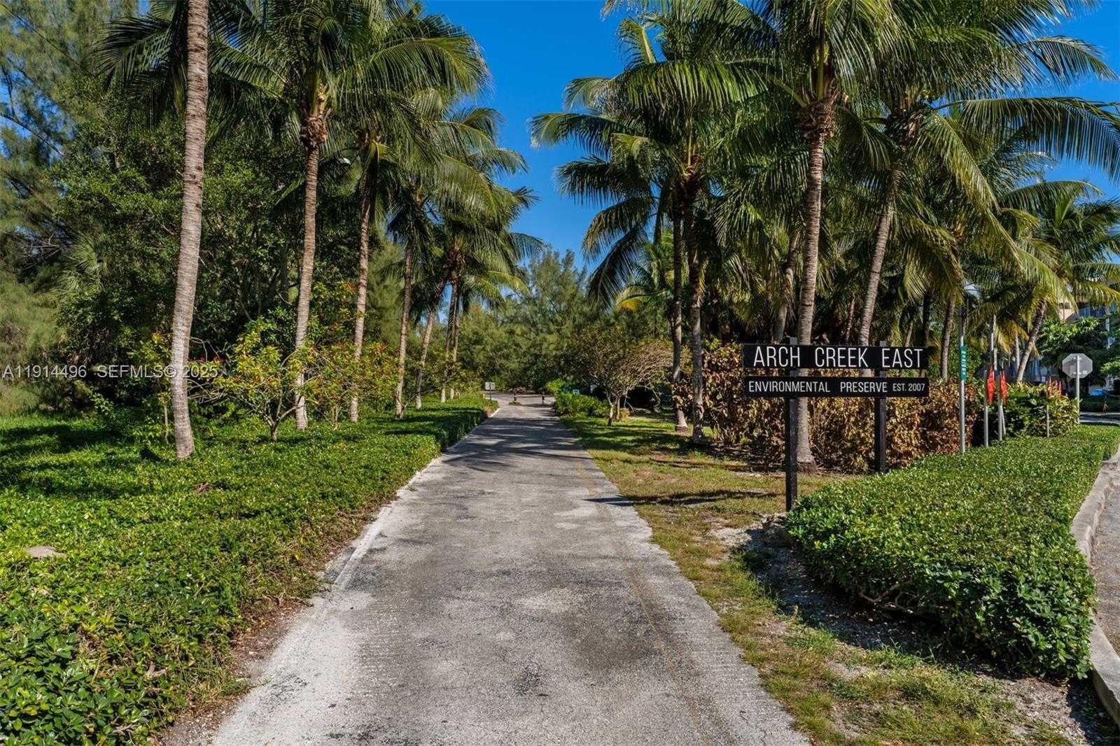 Small Image of 2404 NORTH EAST 135TH ST #2404, North Miami Number 37