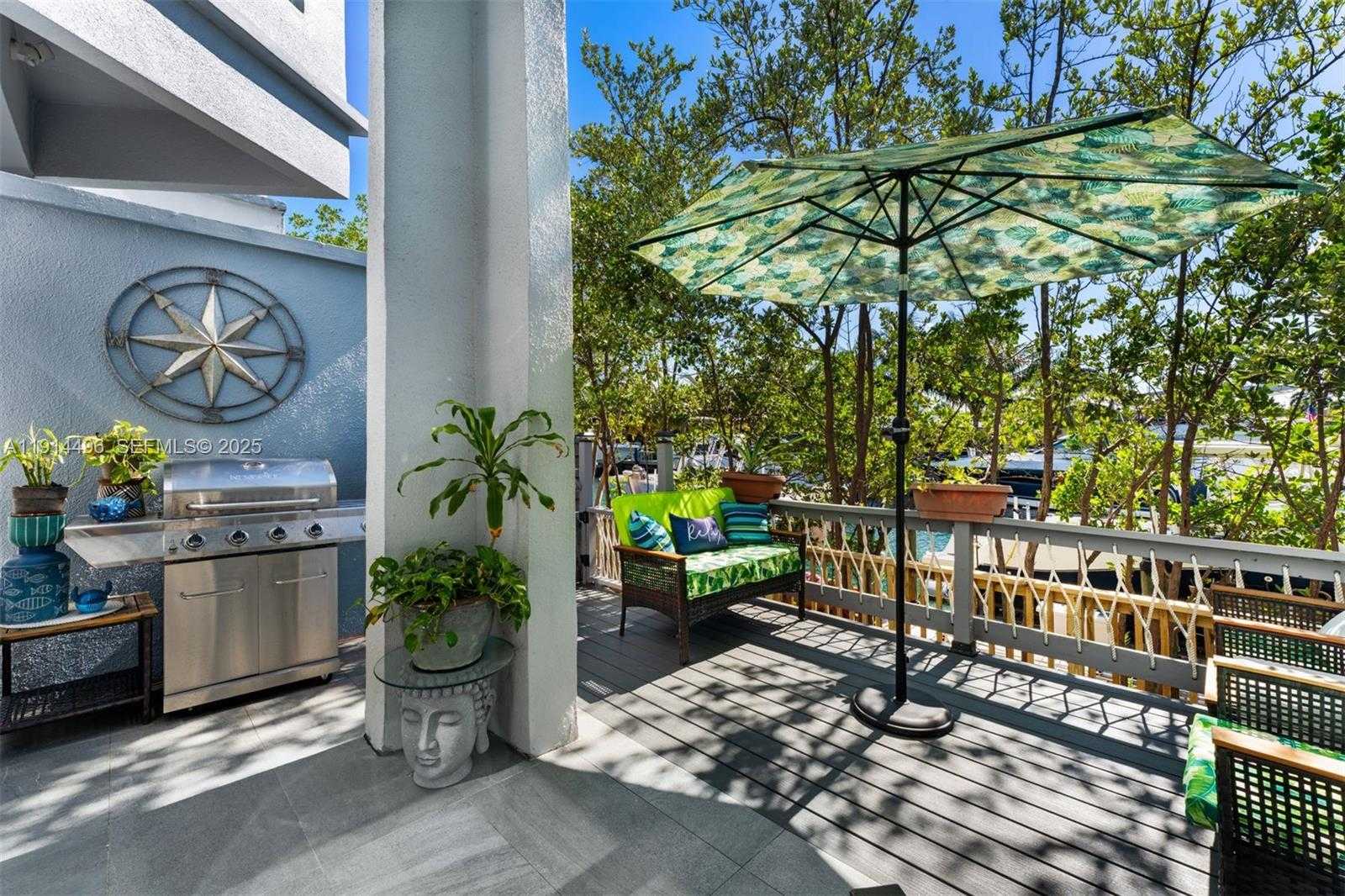 Small Image of 2404 NORTH EAST 135TH ST #2404, North Miami Number 7