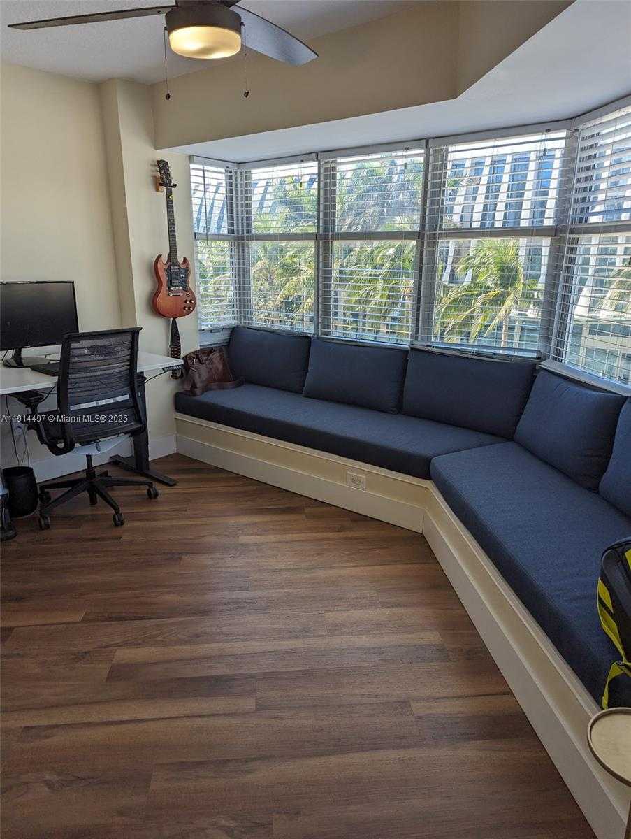 Small Image of 1881 WASHINGTON AVE #4A, Miami Beach Number 7