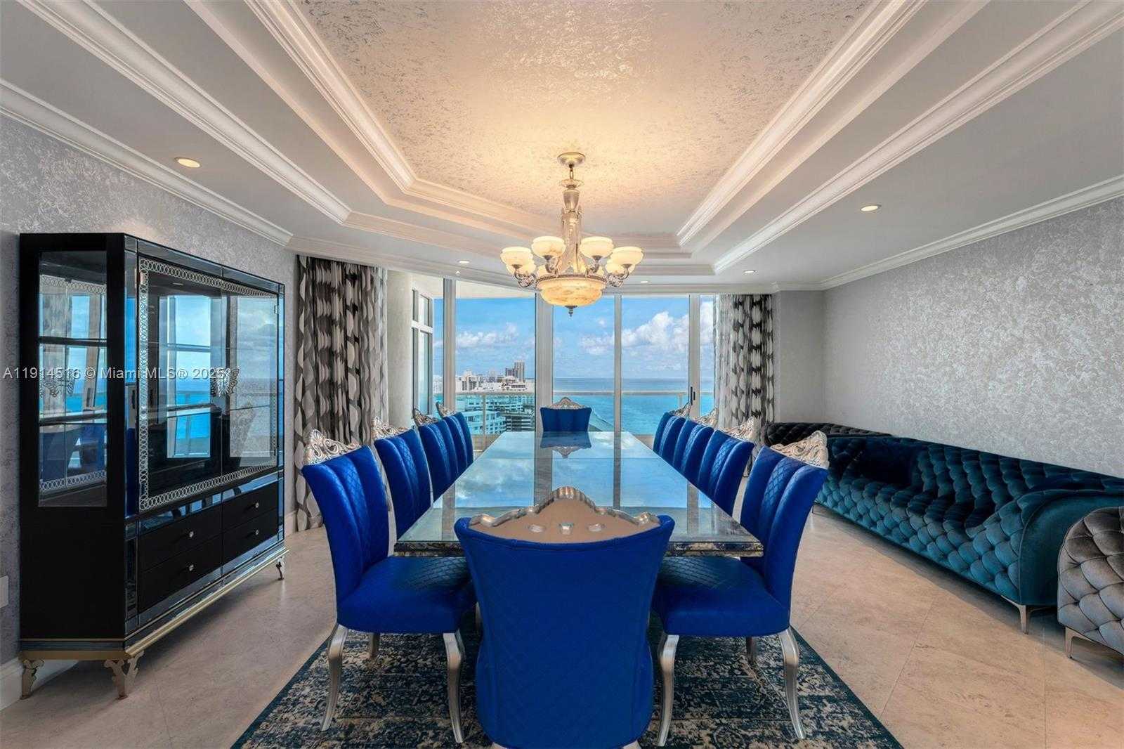 Small Image of 5025 COLLINS AVE #PH-1, Miami Beach Number 17