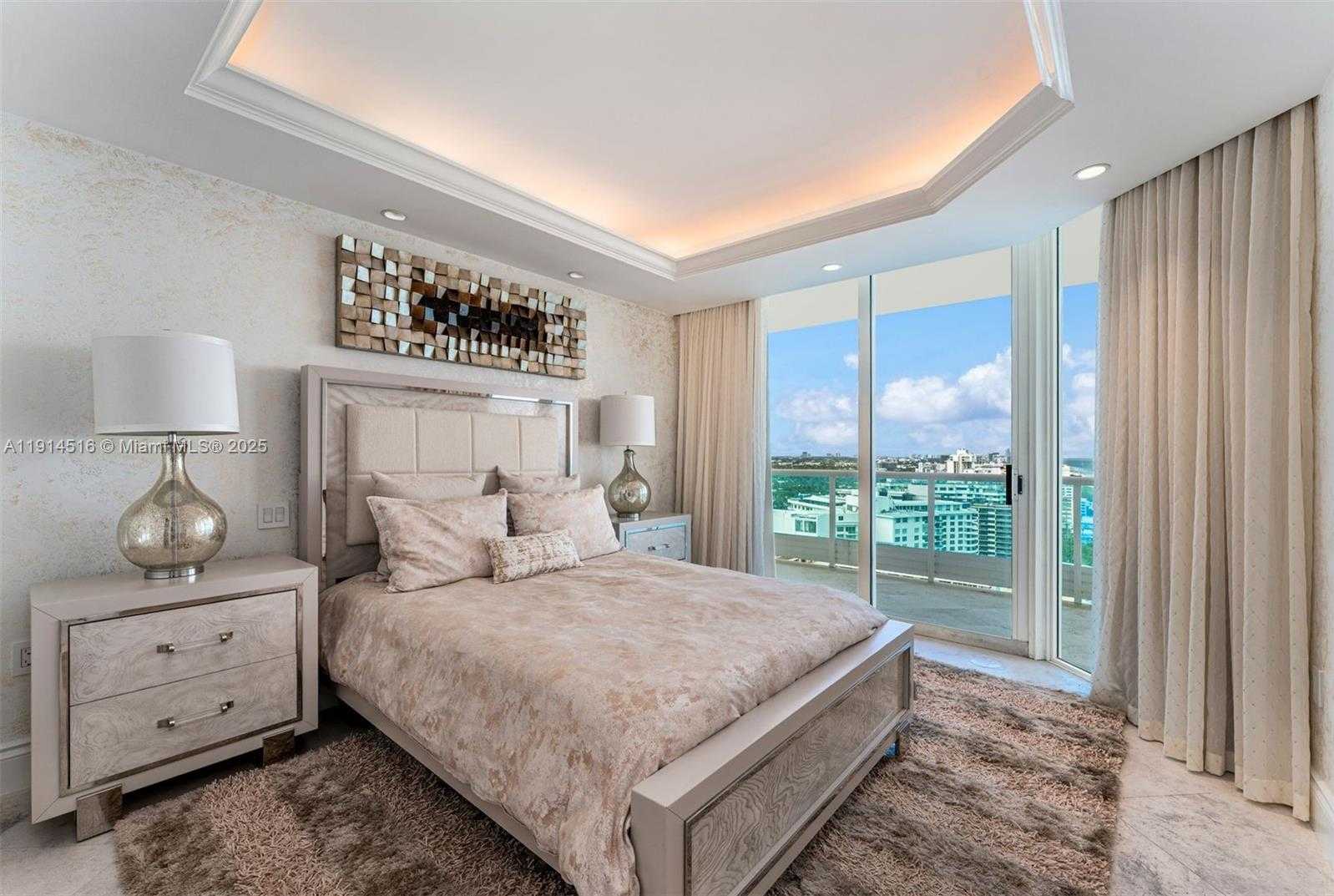 Small Image of 5025 COLLINS AVE #PH-1, Miami Beach Number 36