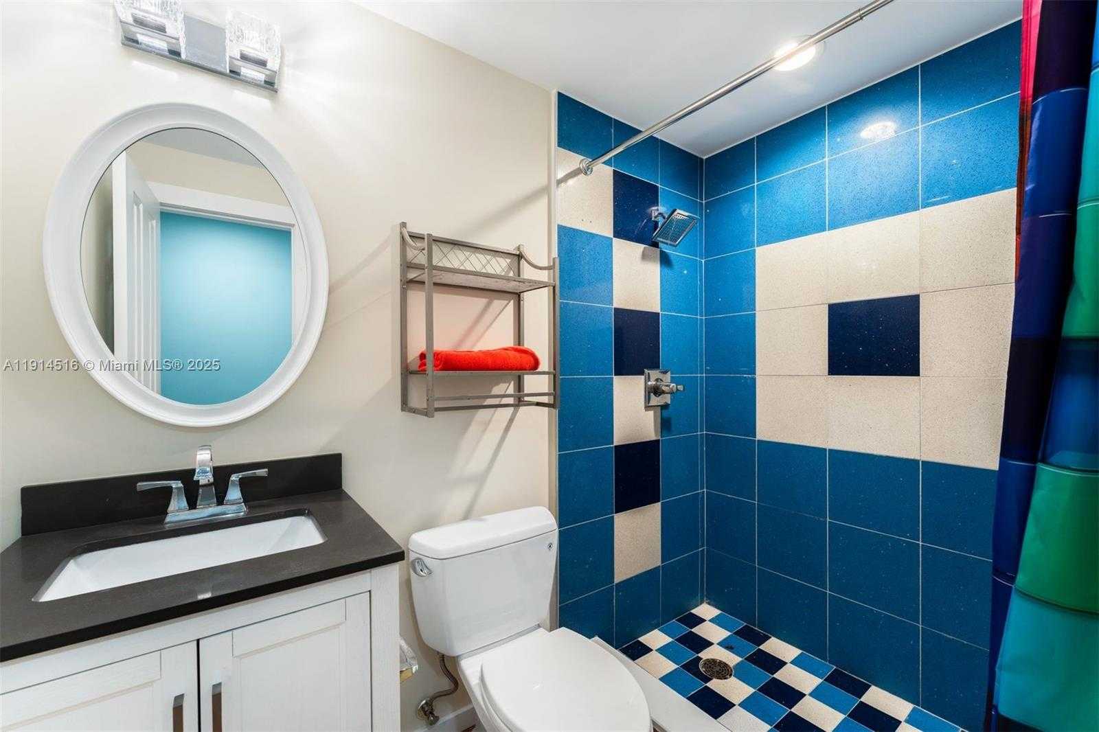 Small Image of 5025 COLLINS AVE #PH-1, Miami Beach Number 48