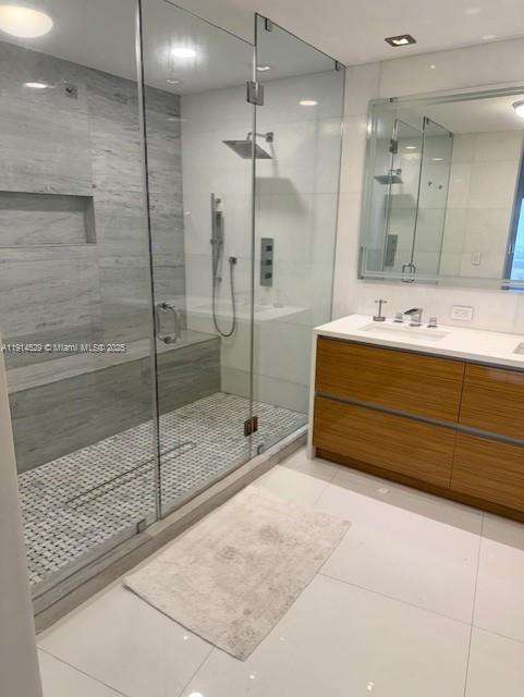 Small Image of 901 BRICKELL KEY BLVD #906, Miami Number 29