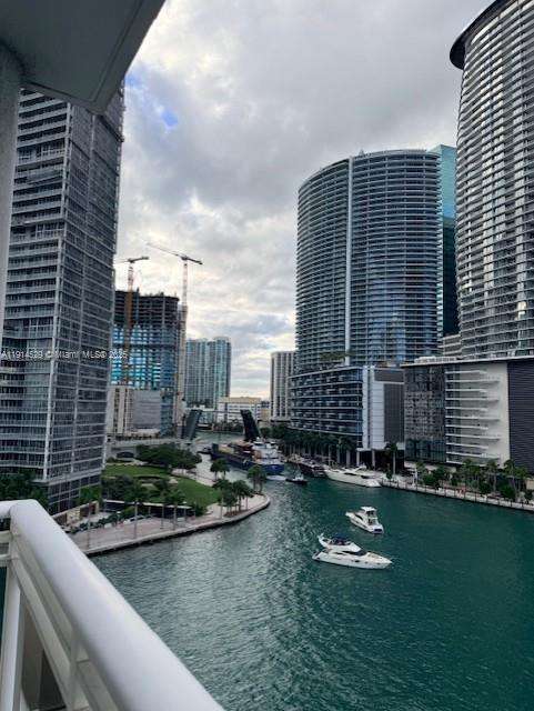 Small Image of 901 BRICKELL KEY BLVD #906, Miami Number 31