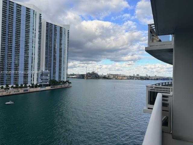 Small Image of 901 BRICKELL KEY BLVD #906, Miami Number 32