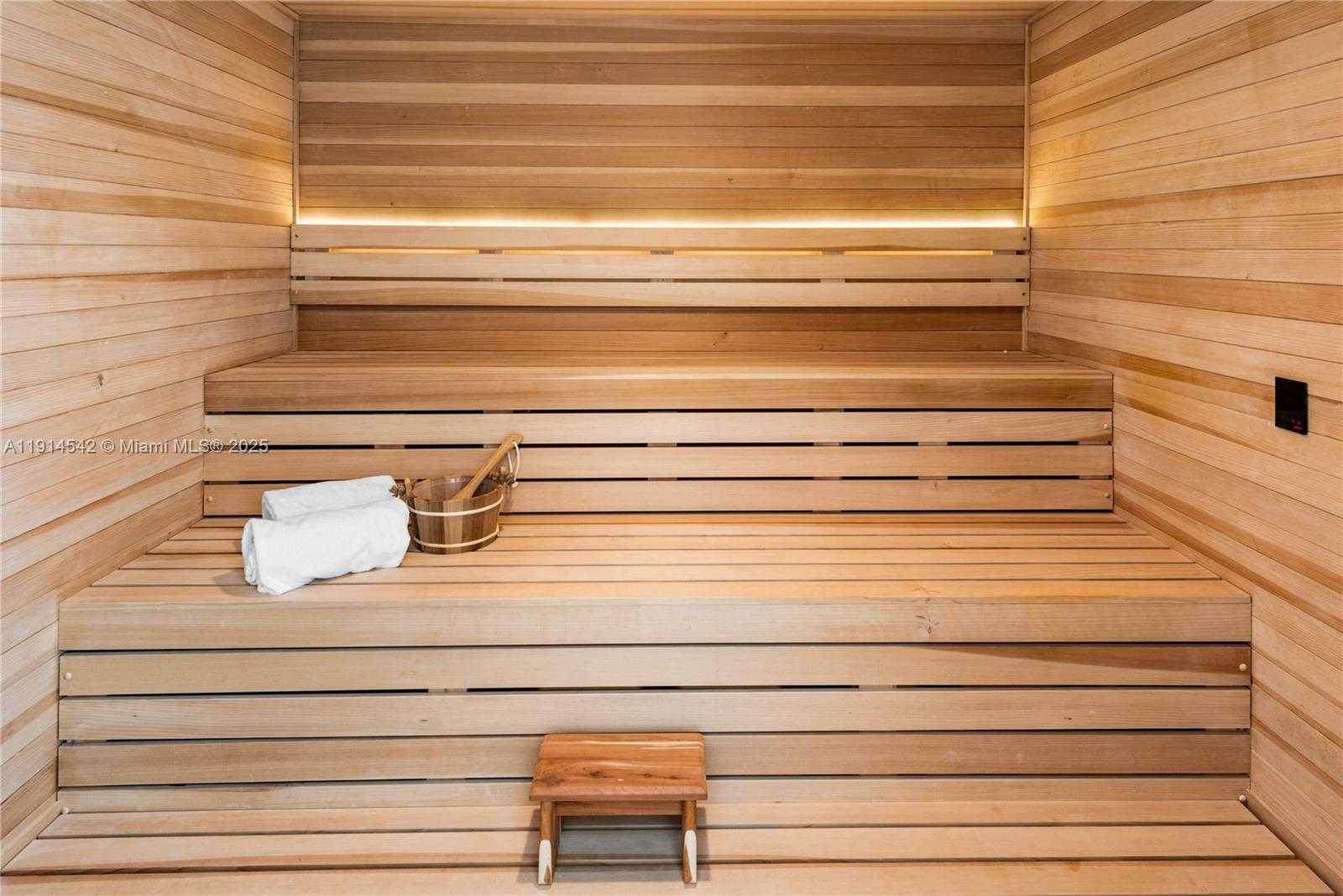 Small Image of 17901 COLLINS AVE #TS3405/07, Sunny Isles Beach Number 19