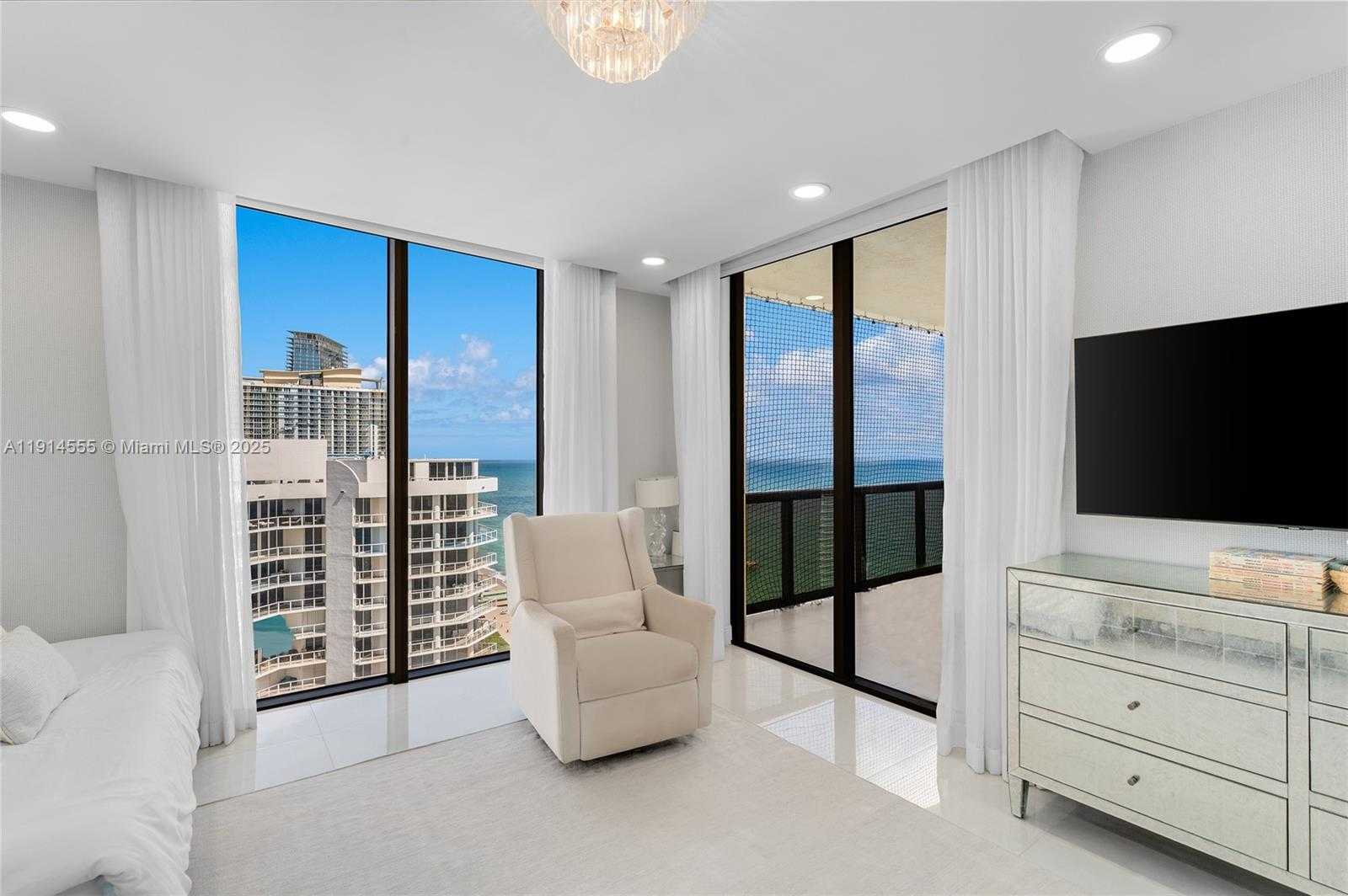 Small Image of 16275 COLLINS AVE #UPH1, Sunny Isles Beach Number 31