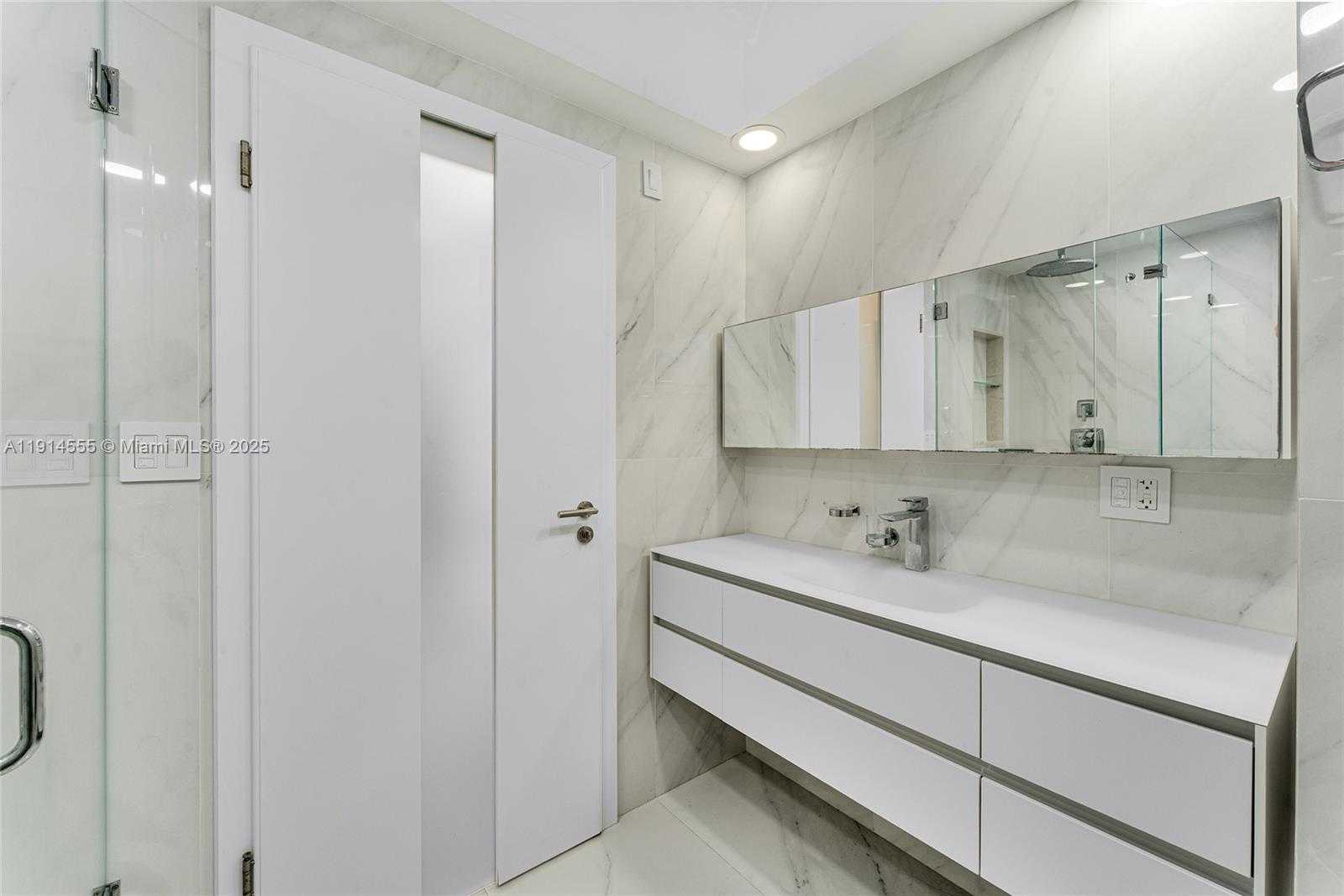 Small Image of 16275 COLLINS AVE #UPH1, Sunny Isles Beach Number 35