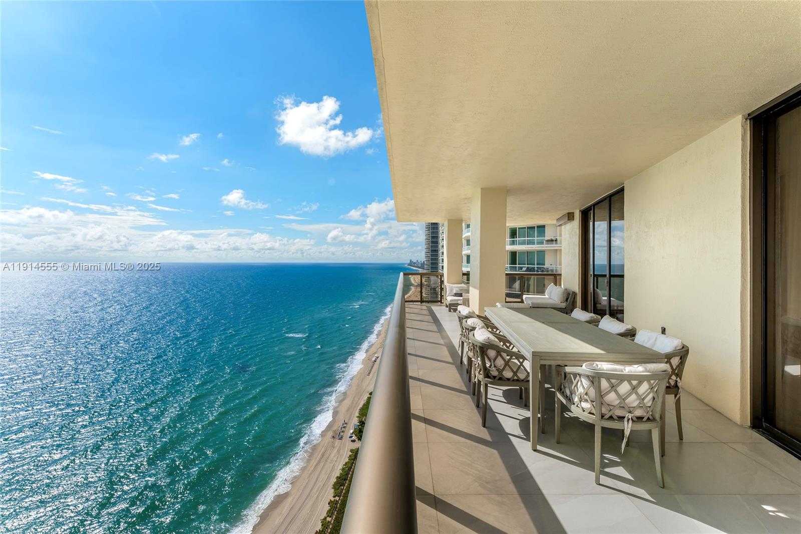 Small Image of 16275 COLLINS AVE #UPH1, Sunny Isles Beach Number 4
