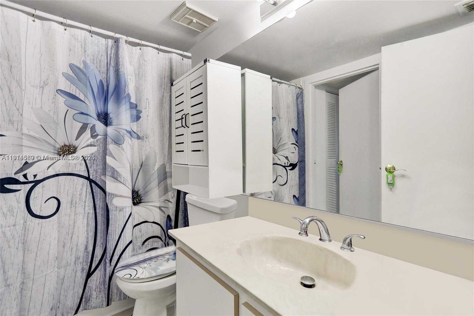 Small Image of 7601 EAST TREASURE DR #2421, North Bay Village Number 30