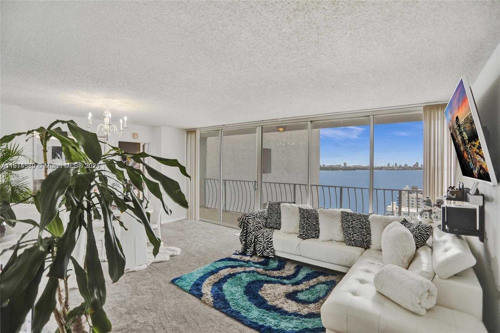 Small Image of 7601 EAST TREASURE DR #2421, North Bay Village Number 6