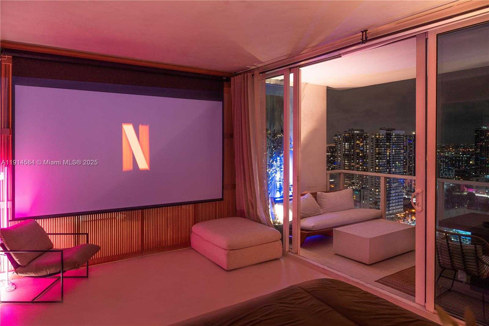 Small Image of 1040 BISCAYNE BLVD #2905, Miami Number 13