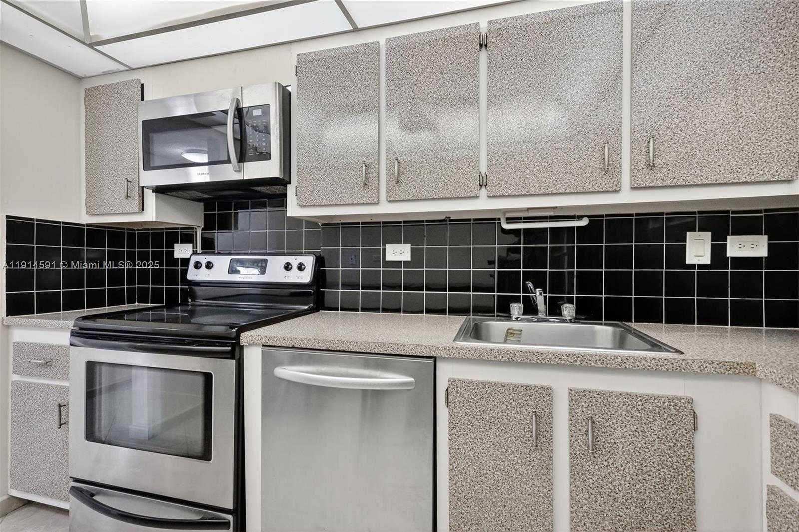 Small Image of 20355 NORTH EAST 34TH CT #321, Aventura Number 17