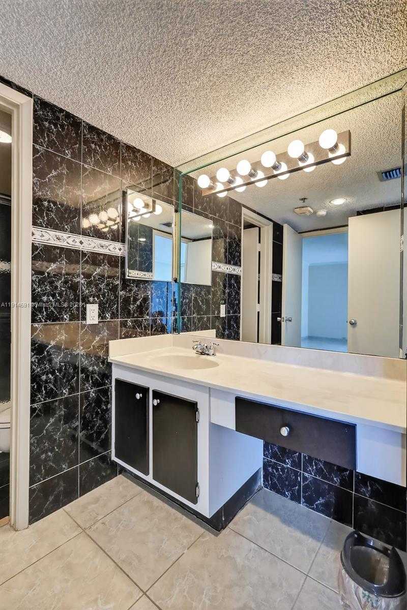 Small Image of 20355 NORTH EAST 34TH CT #321, Aventura Number 20