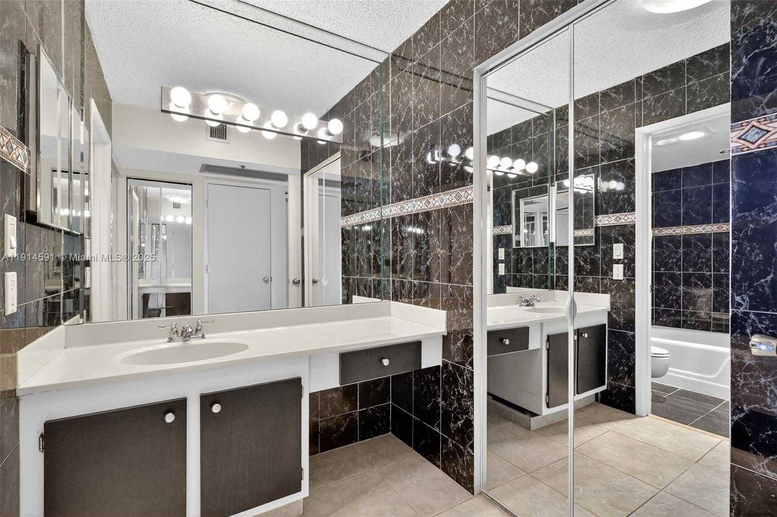 Small Image of 20355 NORTH EAST 34TH CT #321, Aventura Number 34