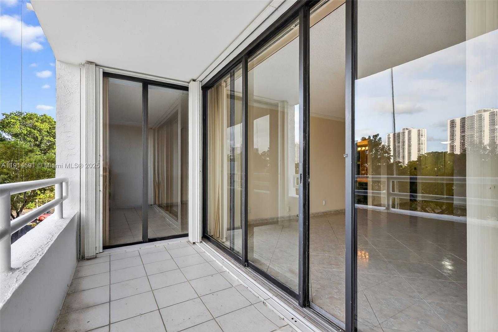 Small Image of 20355 NORTH EAST 34TH CT #321, Aventura Number 40