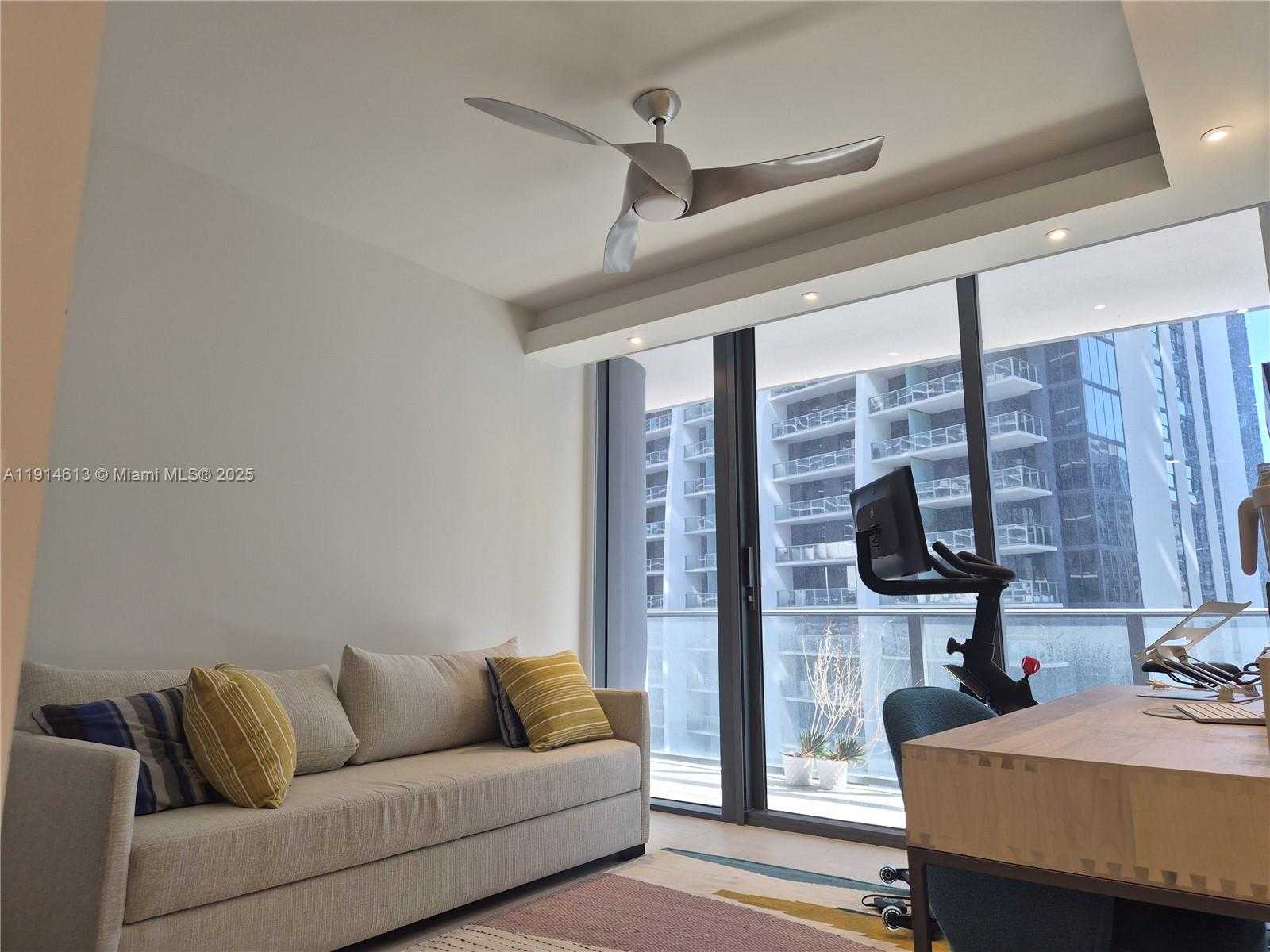 Small Image of 1000 SOUTH EAST BRICKELL PLZ #2101, Miami Number 19