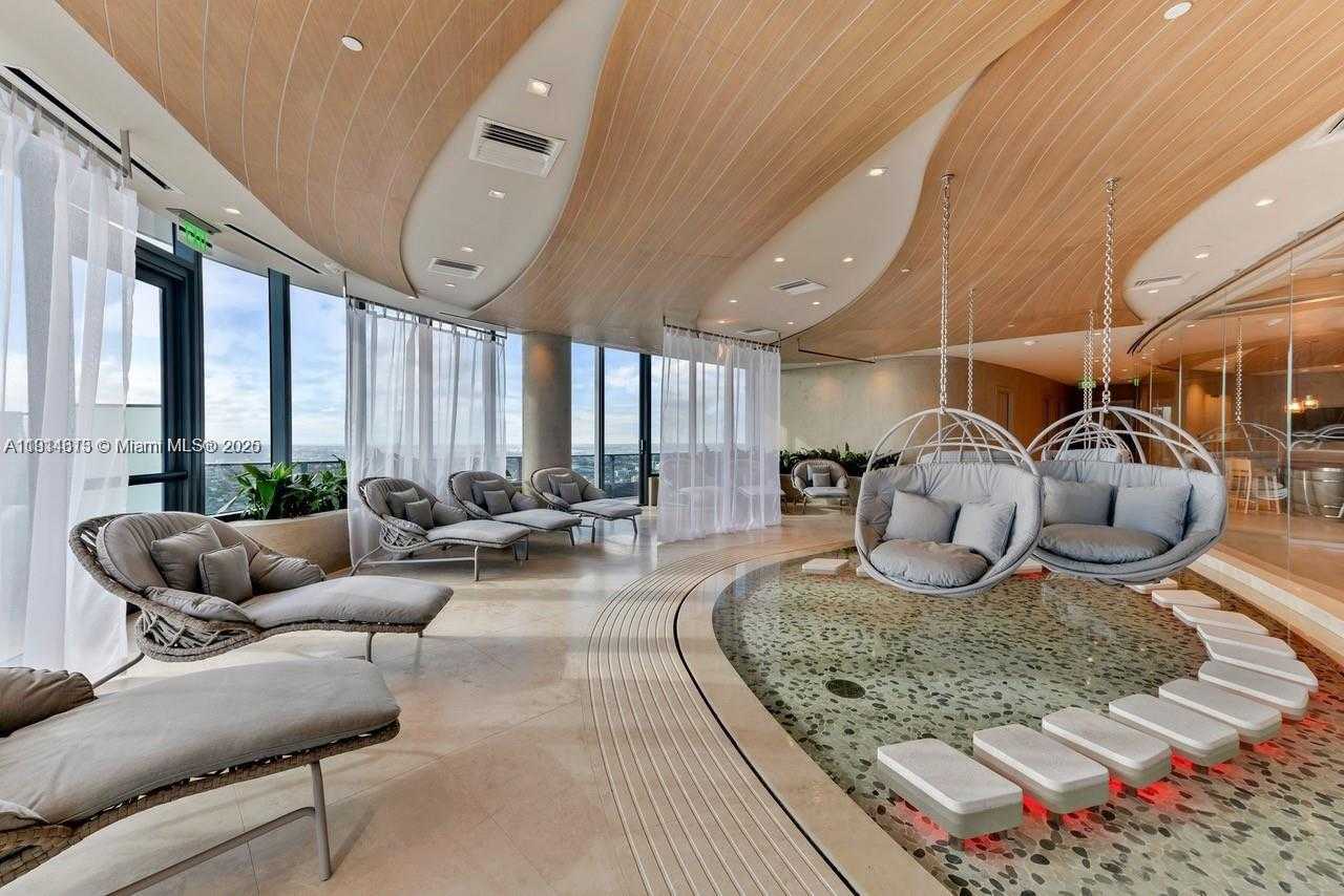 Small Image of 1000 SOUTH EAST BRICKELL PLZ #2101, Miami Number 31