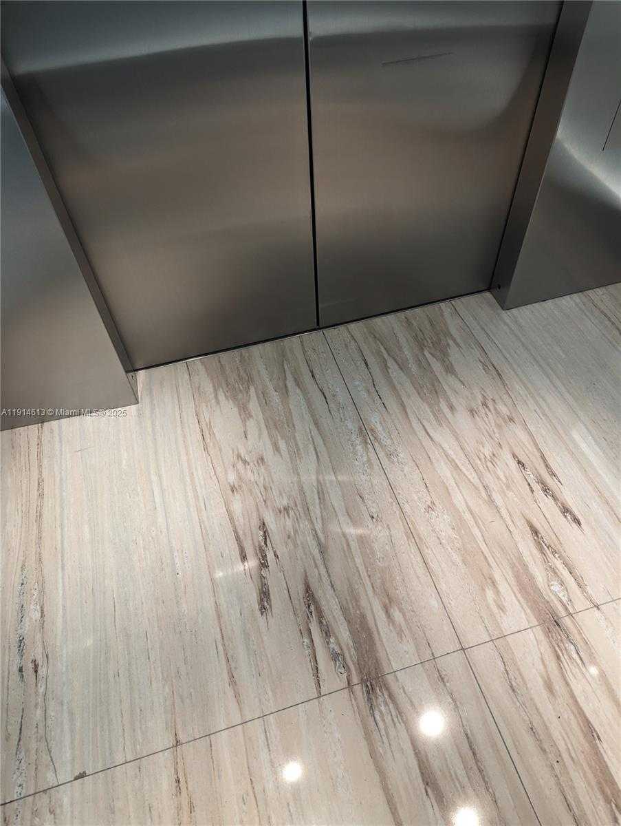 Small Image of 1000 SOUTH EAST BRICKELL PLZ #2101, Miami Number 46