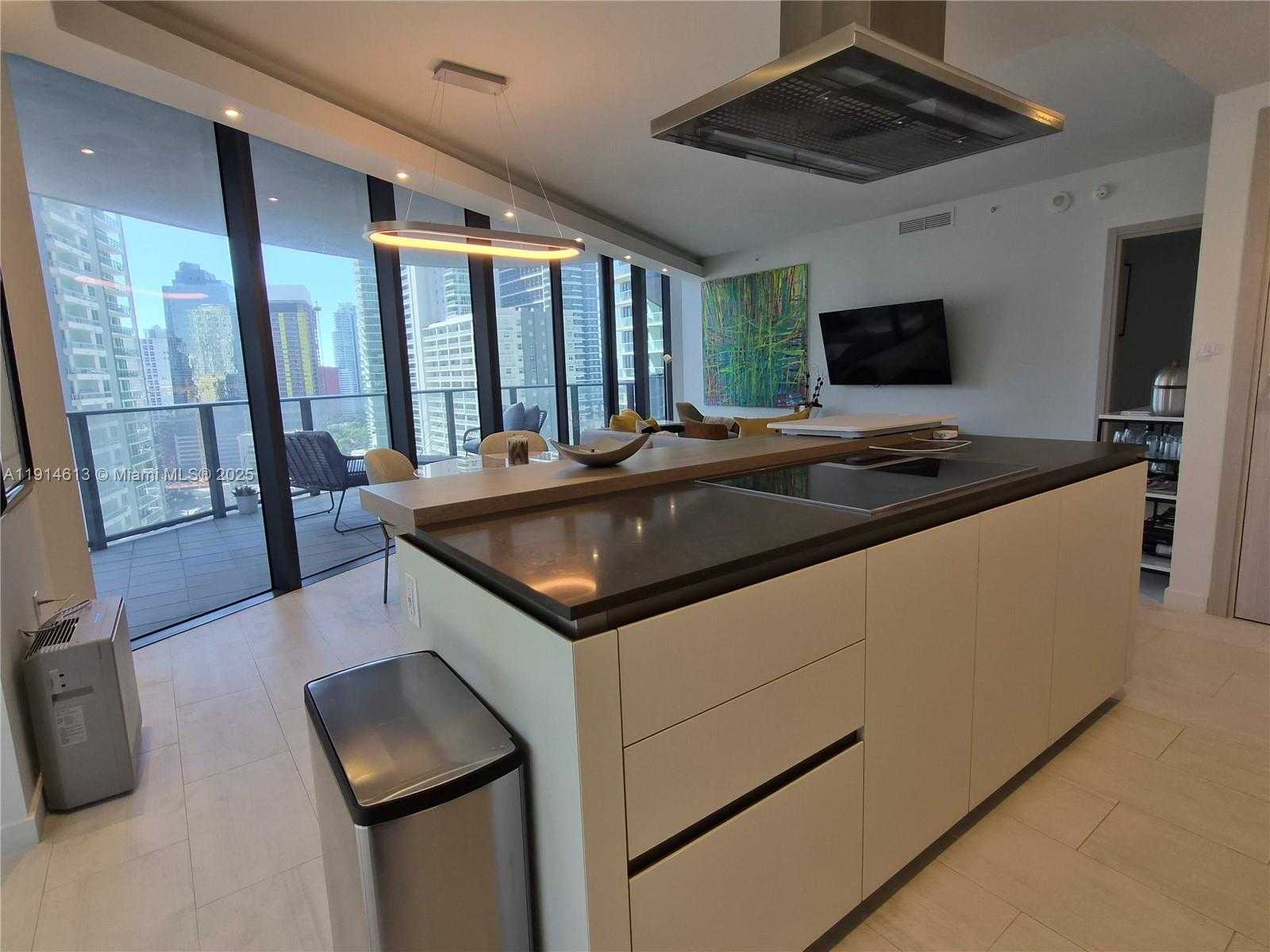 Small Image of 1000 SOUTH EAST BRICKELL PLZ #2101, Miami Number 9