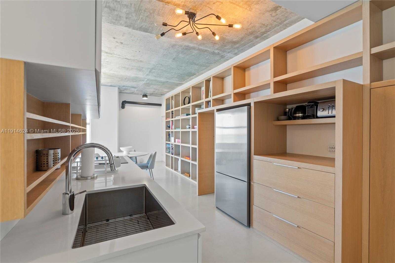 Small Image of 3 ISLAND AVE #PHD 15D, Miami Beach Number 31