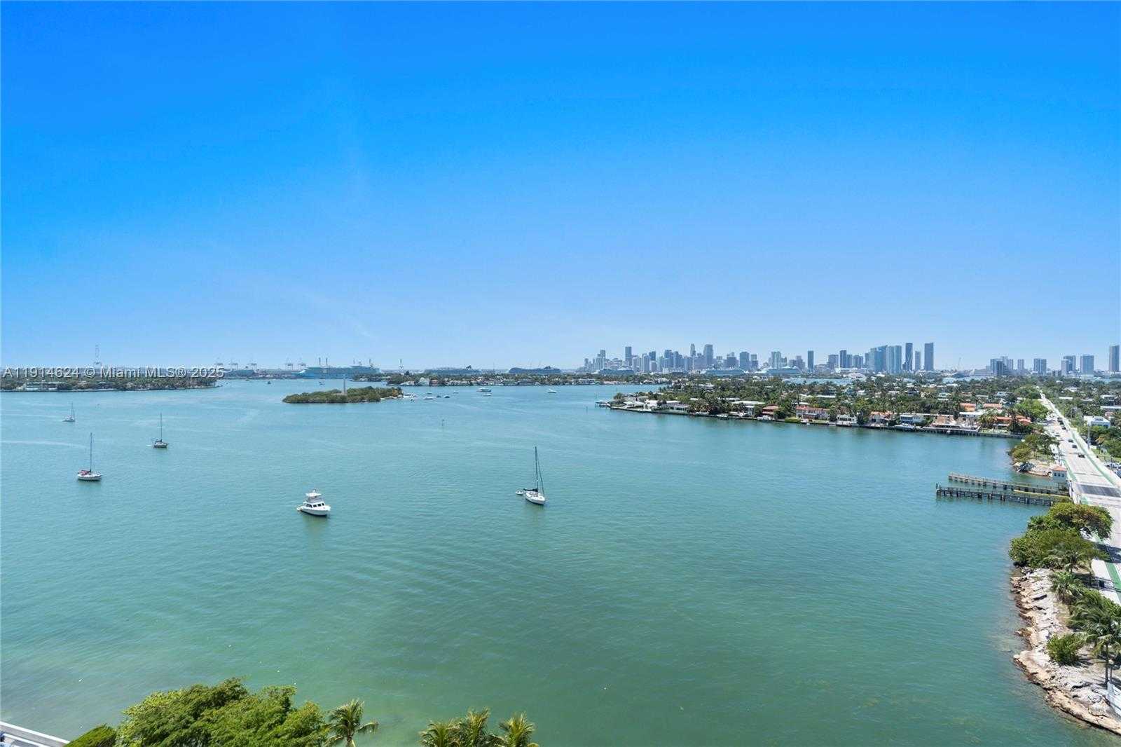 Small Image of 3 ISLAND AVE #PHD 15D, Miami Beach Number 41