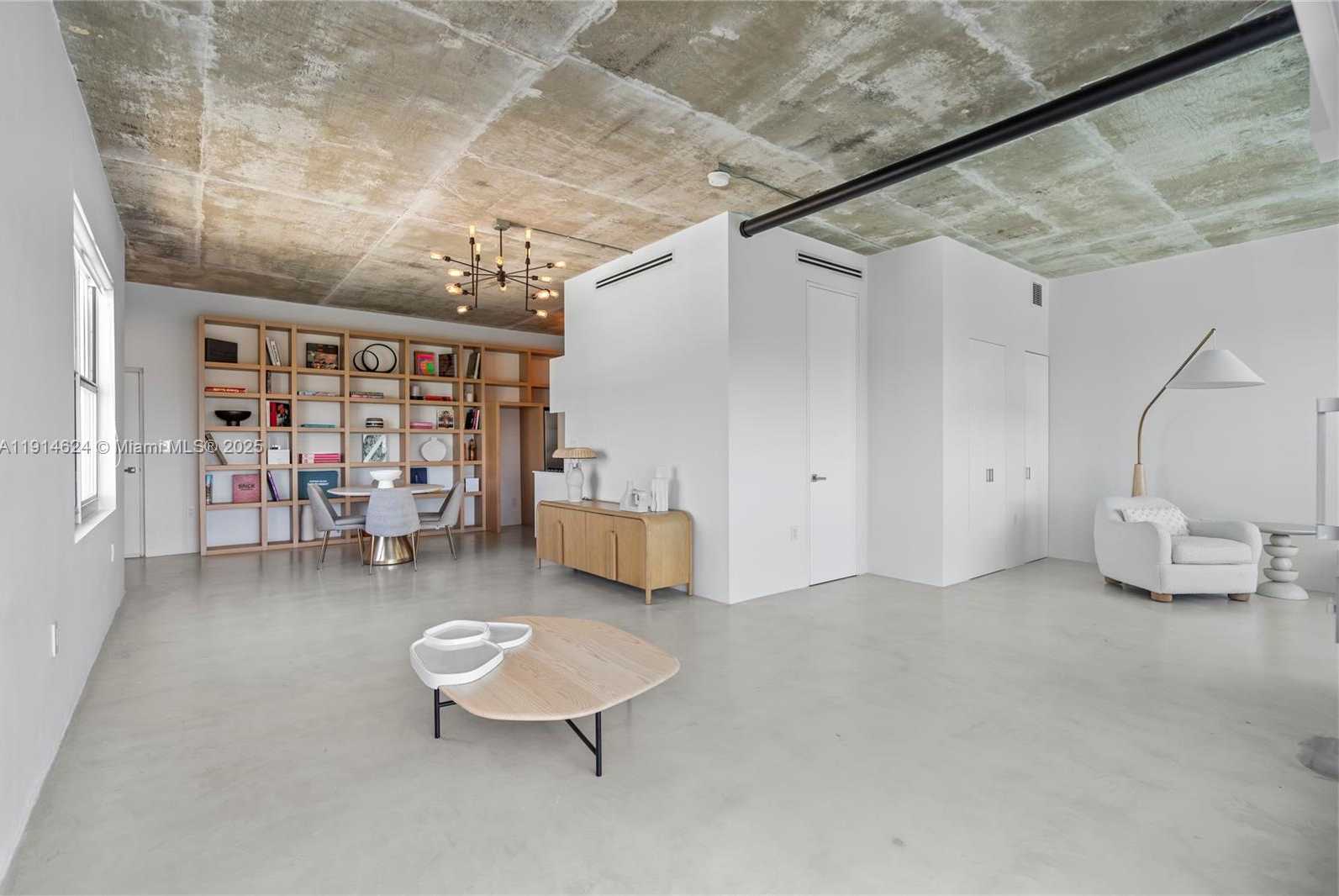 Small Image of 3 ISLAND AVE #PHD 15D, Miami Beach Number 7