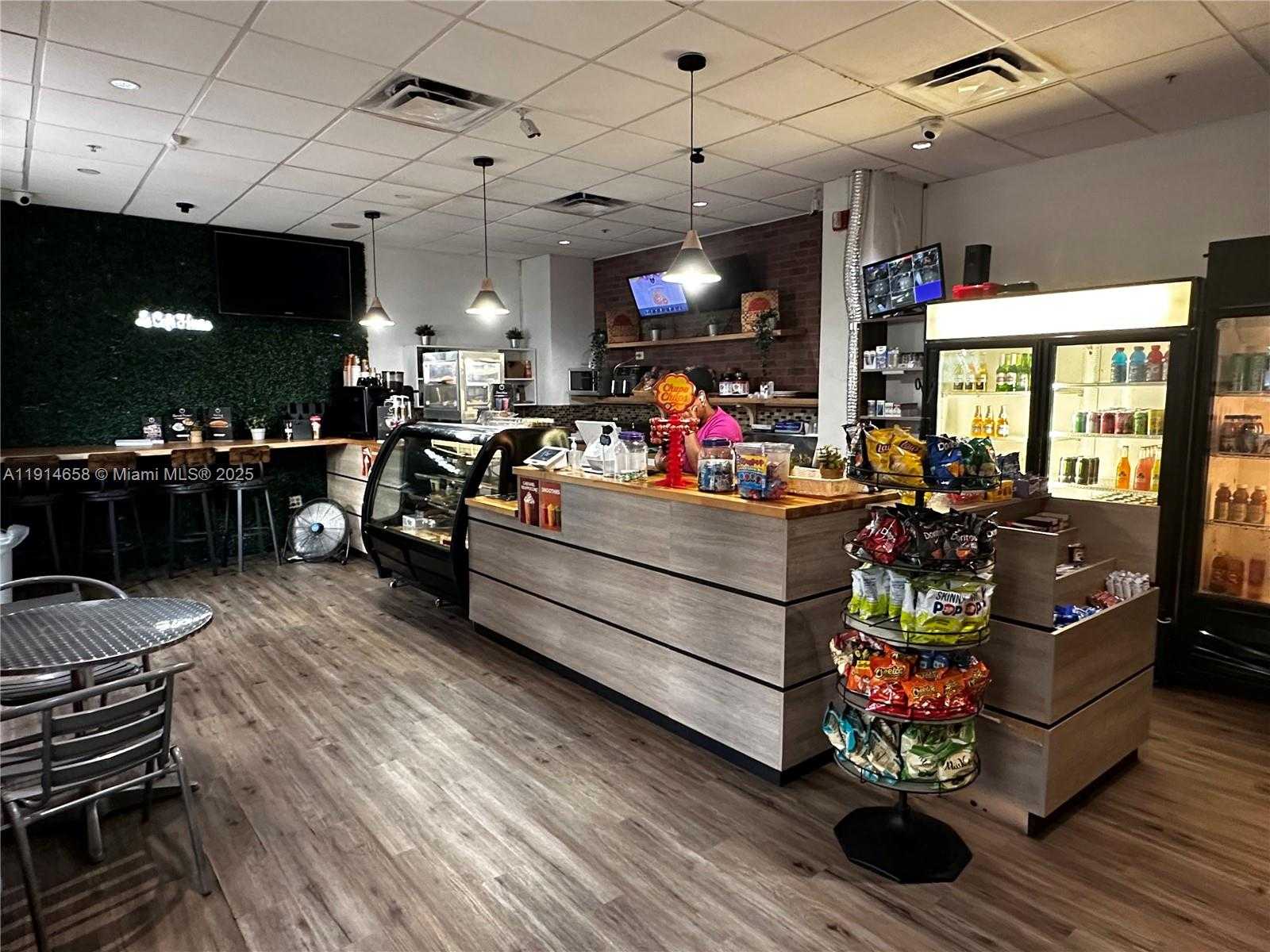 Small Image of 19390 COLLINS AVE #704, Sunny Isles Beach Number 19