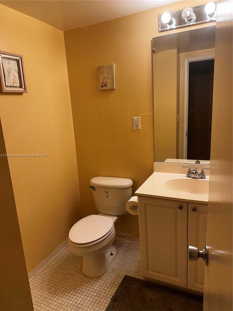 Small Image of 19390 COLLINS AVE #704, Sunny Isles Beach Number 8