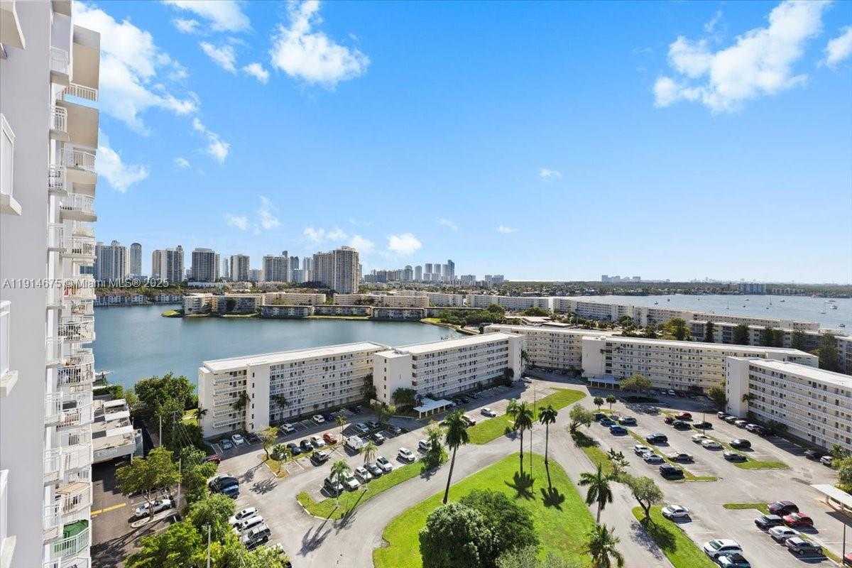 Small Image of 18011 BISCAYNE BLVD *BOAT SLIP* #& 1603, Aventura Number 21