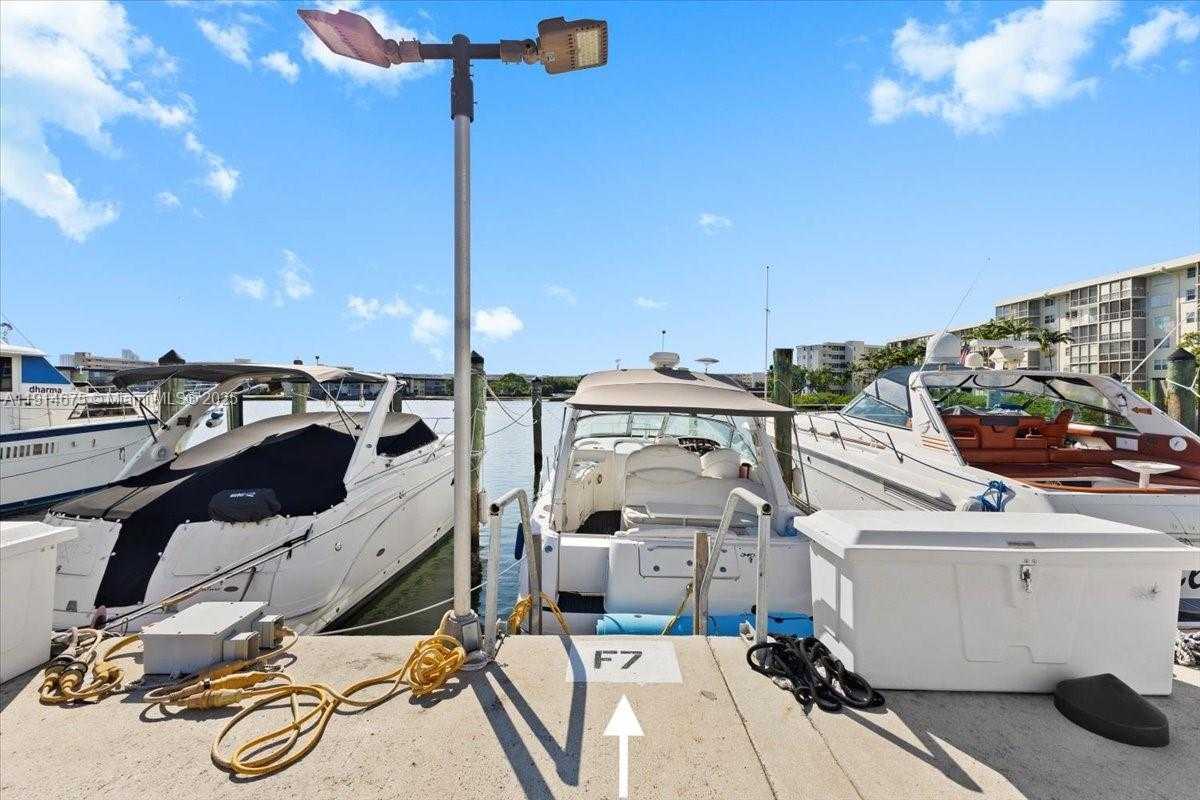 Small Image of 18011 BISCAYNE BLVD *BOAT SLIP* #& 1603, Aventura Number 27