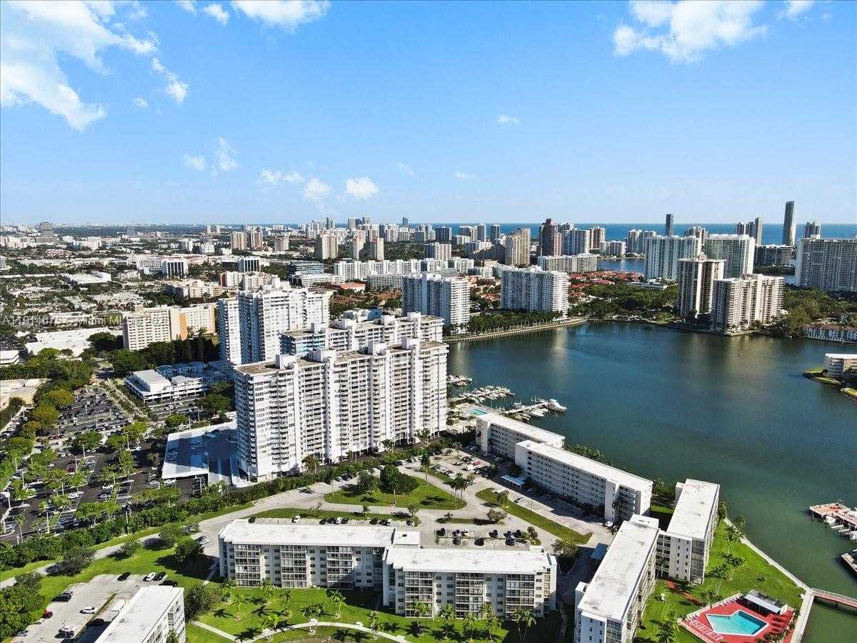 Small Image of 18011 BISCAYNE BLVD *BOAT SLIP* #& 1603, Aventura Number 33