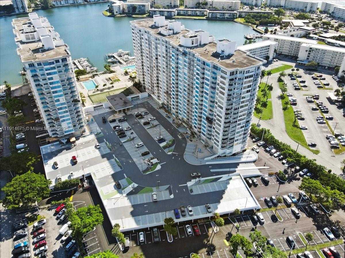 Small Image of 18011 BISCAYNE BLVD *BOAT SLIP* #& 1603, Aventura Number 47