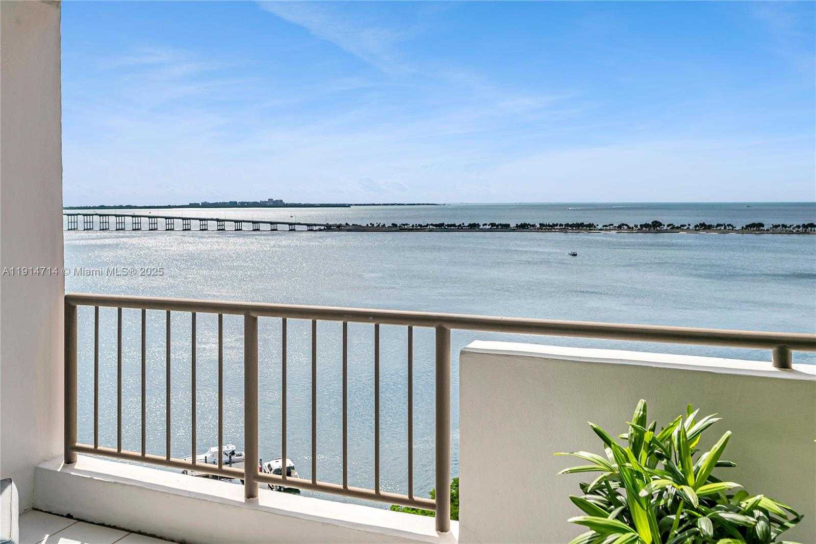 Small Image of 1581 BRICKELL AVE #1204, Miami Number 17