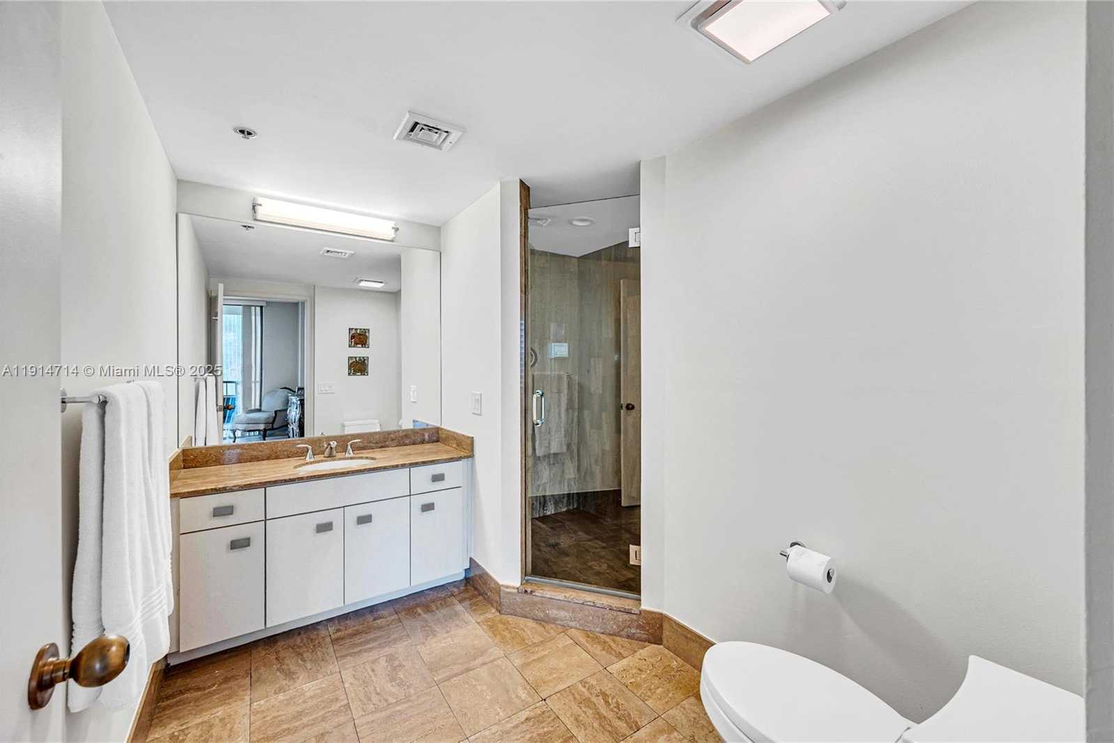 Small Image of 1581 BRICKELL AVE #1204, Miami Number 38