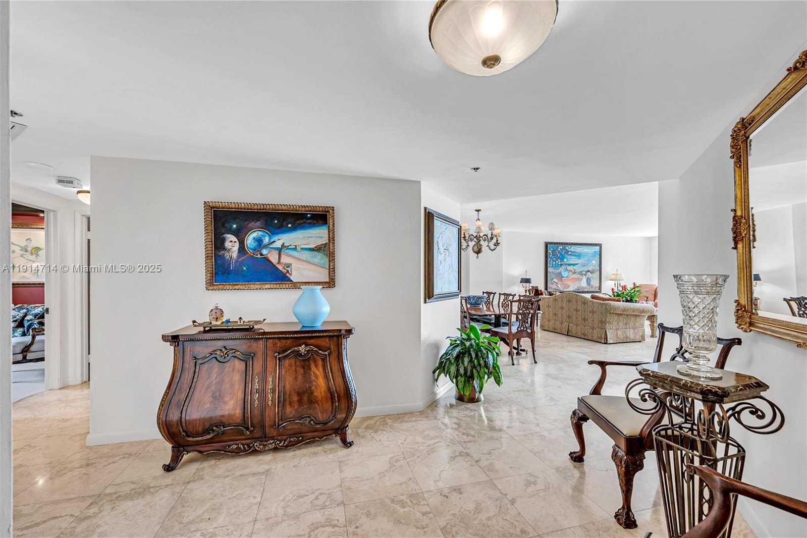 Small Image of 1581 BRICKELL AVE #1204, Miami Number 4