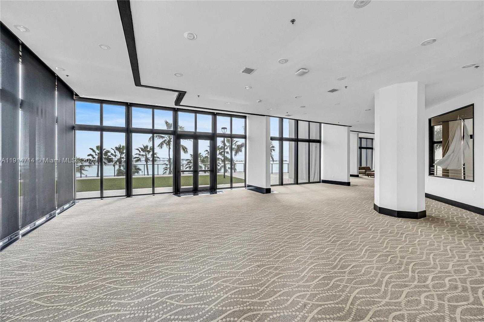 Small Image of 1581 BRICKELL AVE #1204, Miami Number 47