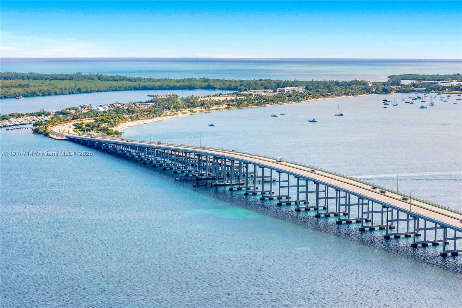 Small Image of 1581 BRICKELL AVE #1204, Miami Number 62