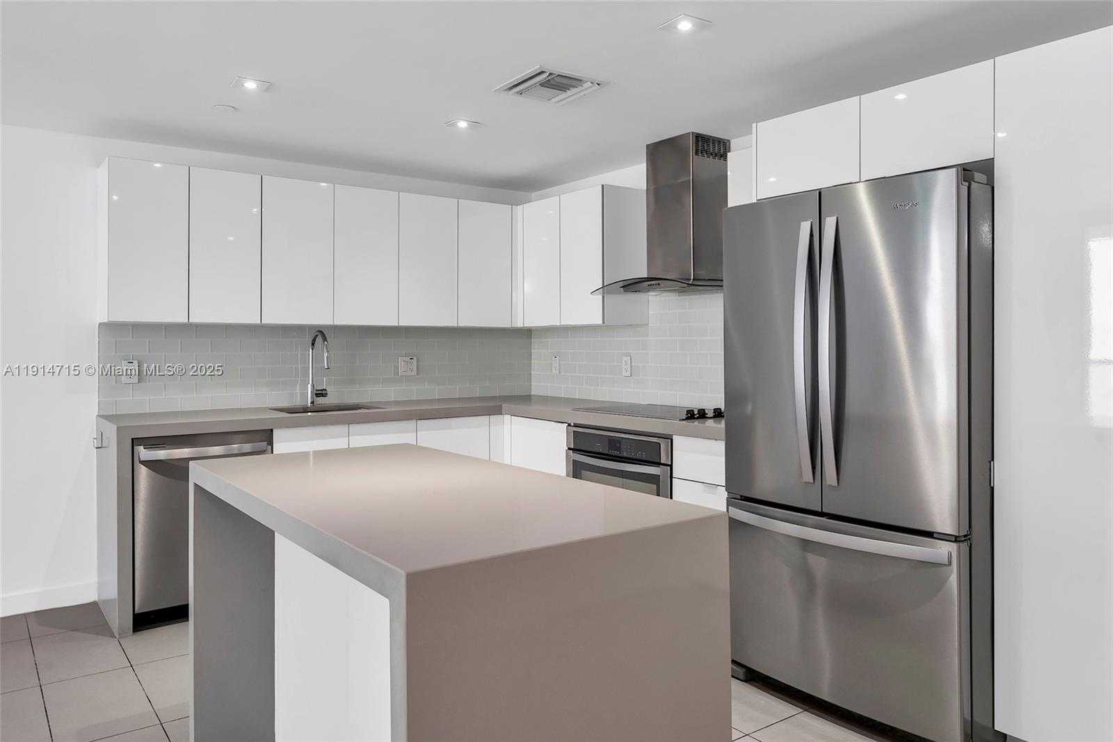 Small Image of 1600 NORTH EAST 1ST AVE #3019, Miami Number 9