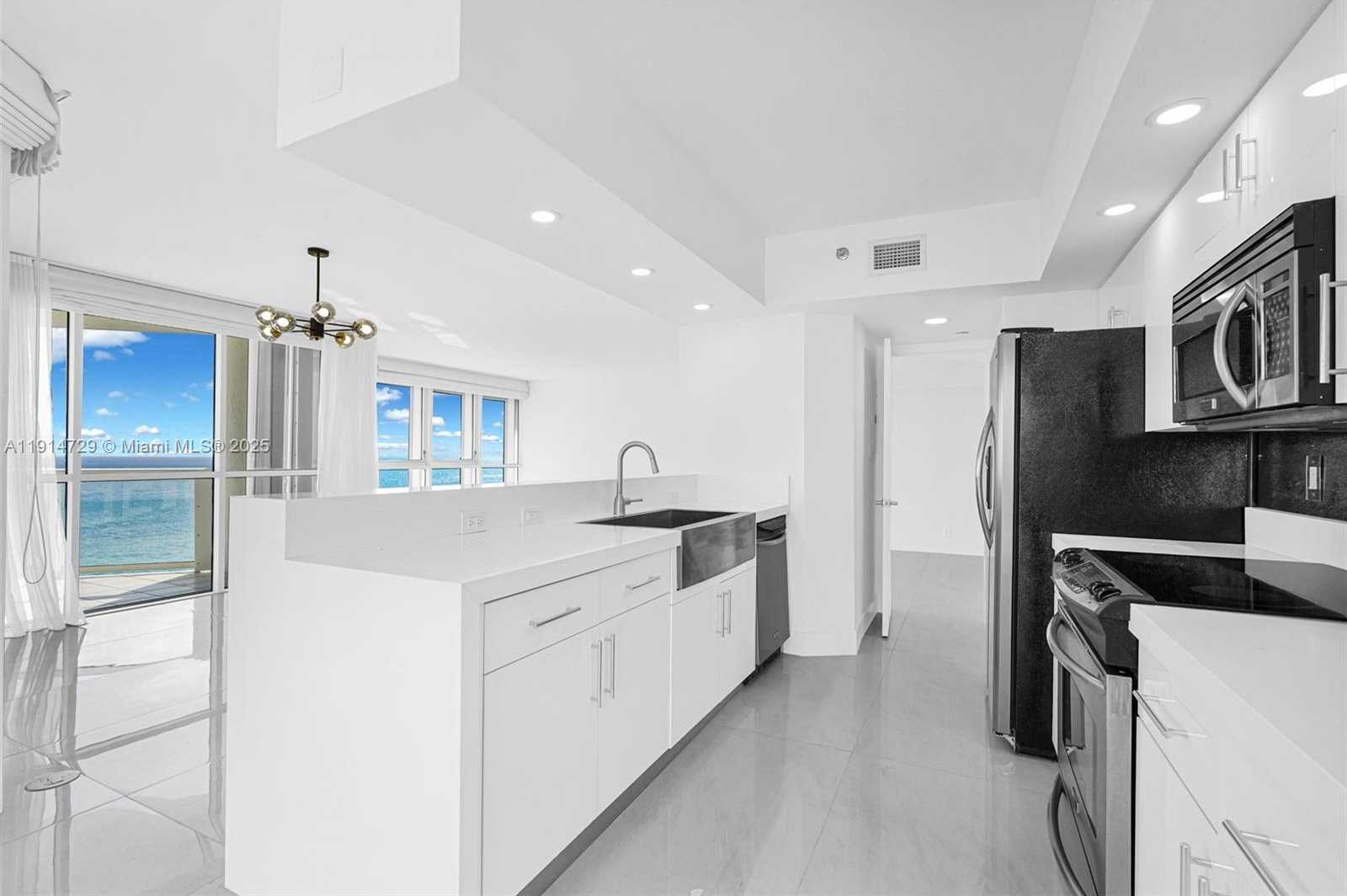 Small Image of 16485 COLLINS AVE #1236, Sunny Isles Beach Number 58