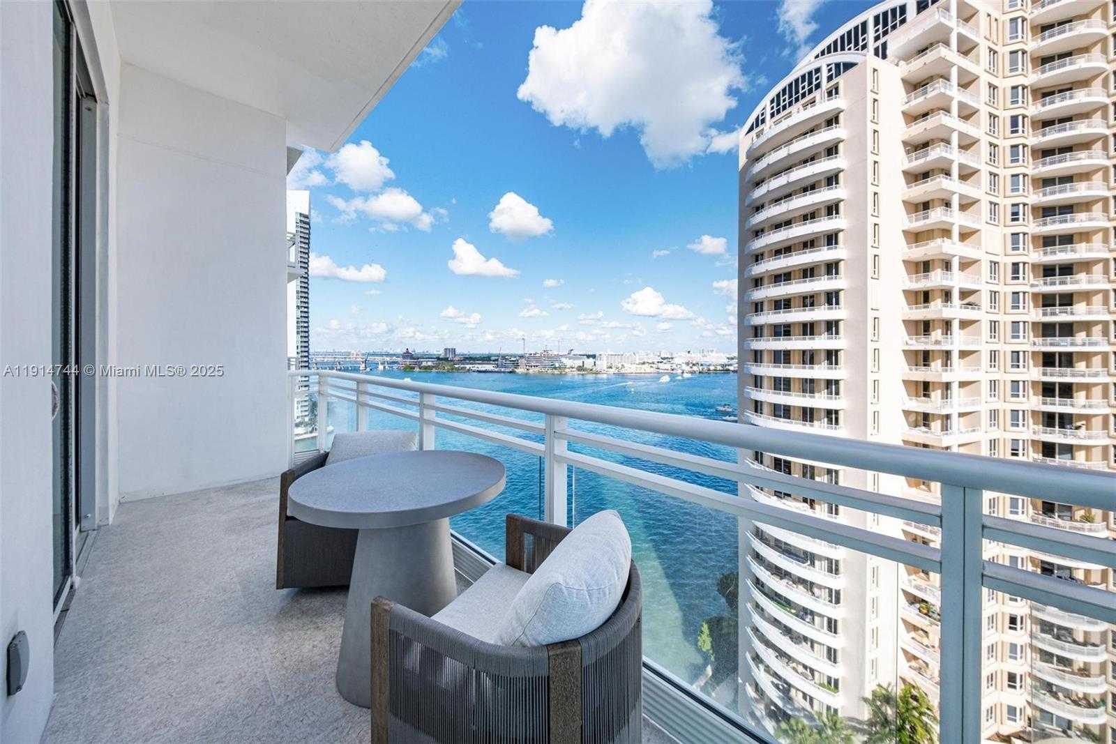 Small Image of 900 BRICKELL KEY BLVD #1403, Miami Number 12