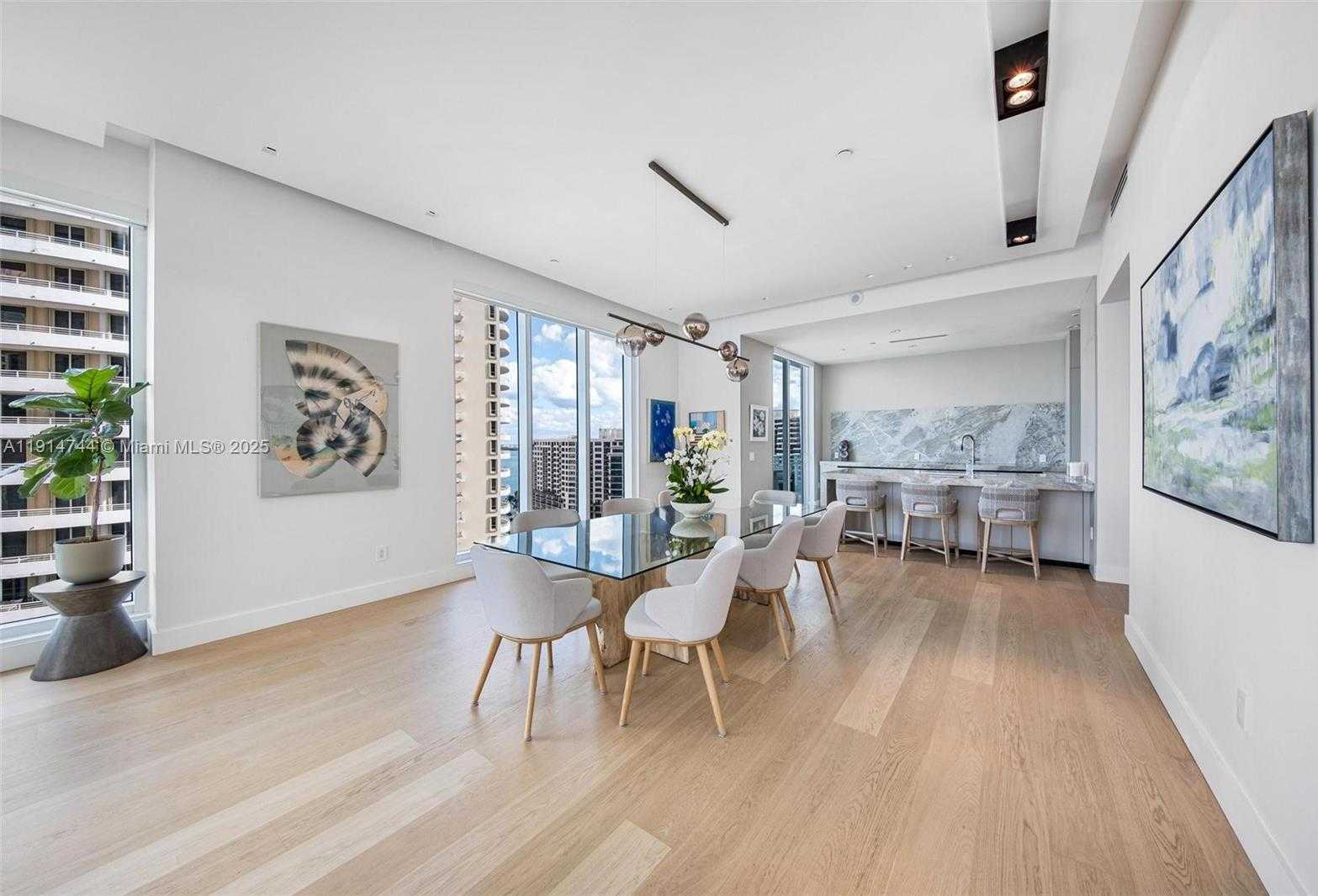 Small Image of 900 BRICKELL KEY BLVD #1403, Miami Number 21