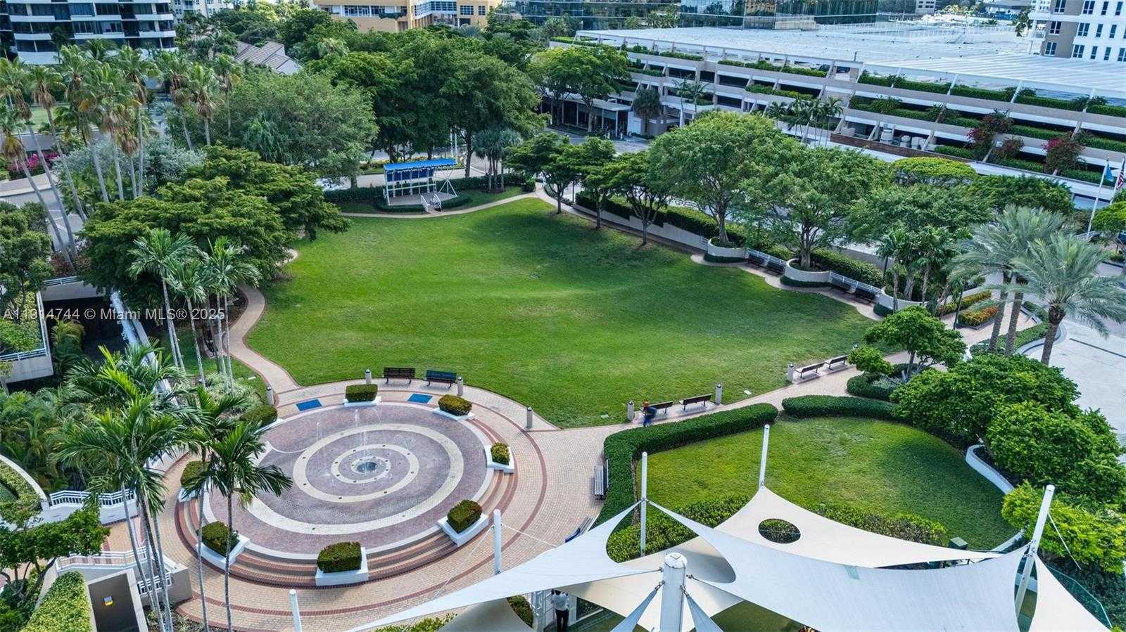 Small Image of 900 BRICKELL KEY BLVD #1403, Miami Number 29