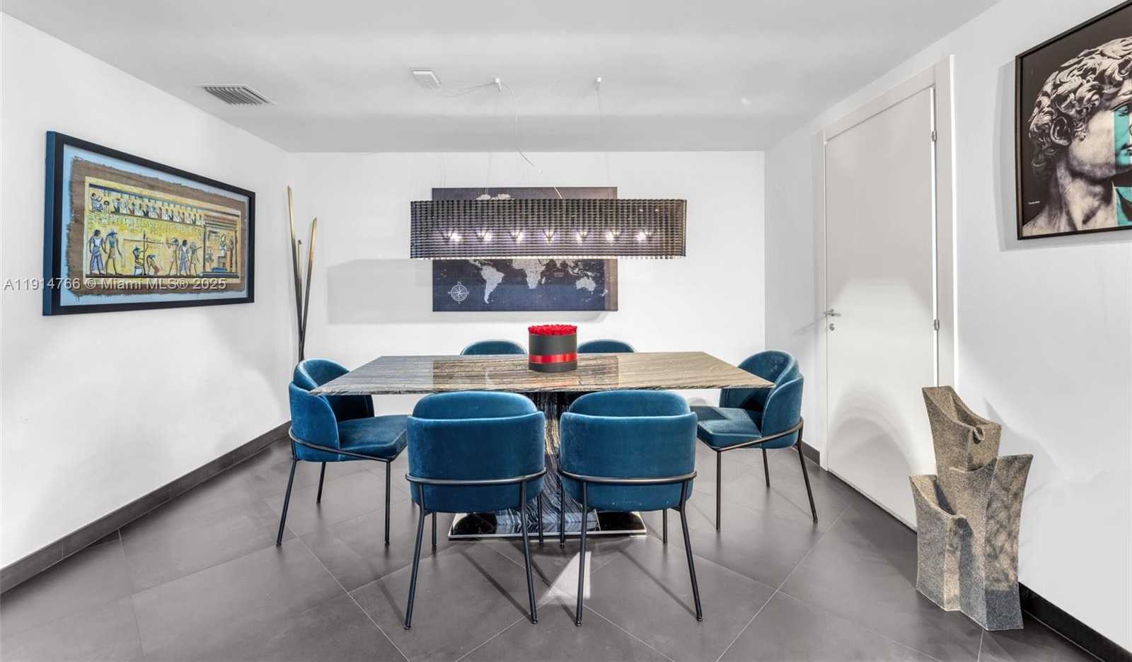 Small Image of 200 BISCAYNE BOULEVARD WAY #4408, Miami Number 12