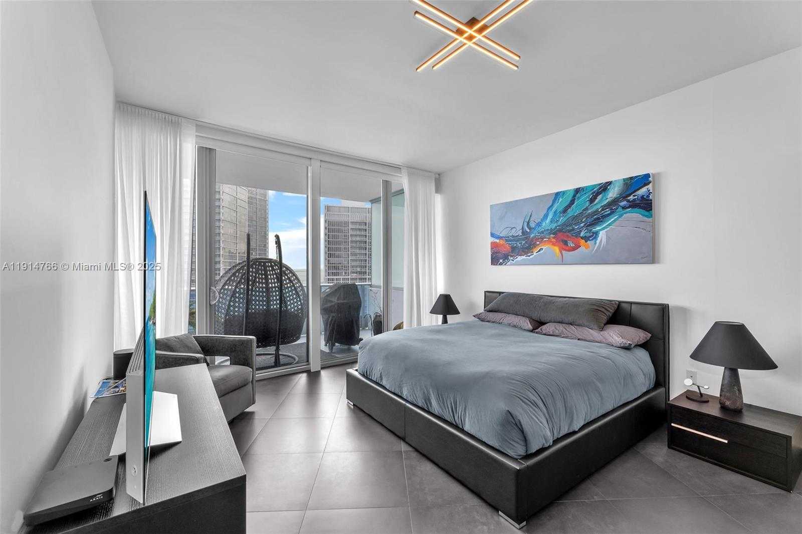 Small Image of 200 BISCAYNE BOULEVARD WAY #4408, Miami Number 13