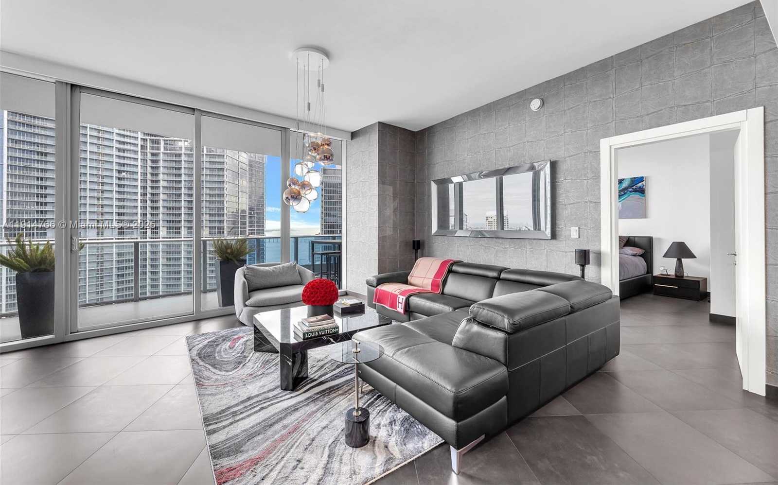 Small Image of 200 BISCAYNE BOULEVARD WAY #4408, Miami Number 3