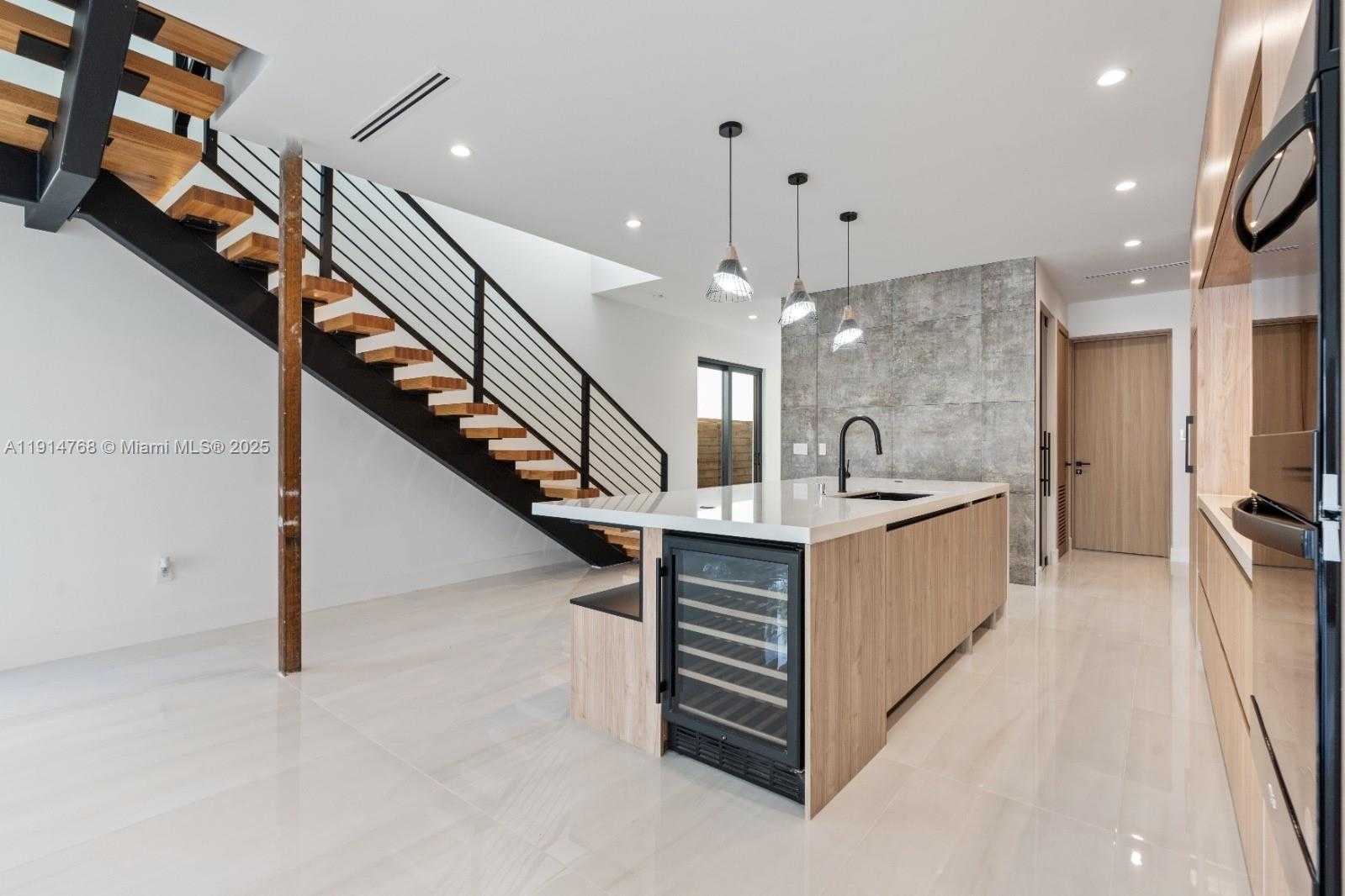 Small Image of 205 NORTH EAST 17TH AVE, Fort Lauderdale Number 20