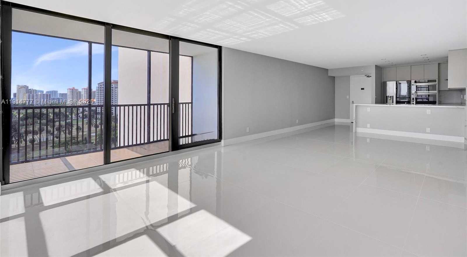 Small Image of 20379 WEST COUNTRY CLUB DR #1233, Aventura Number 5